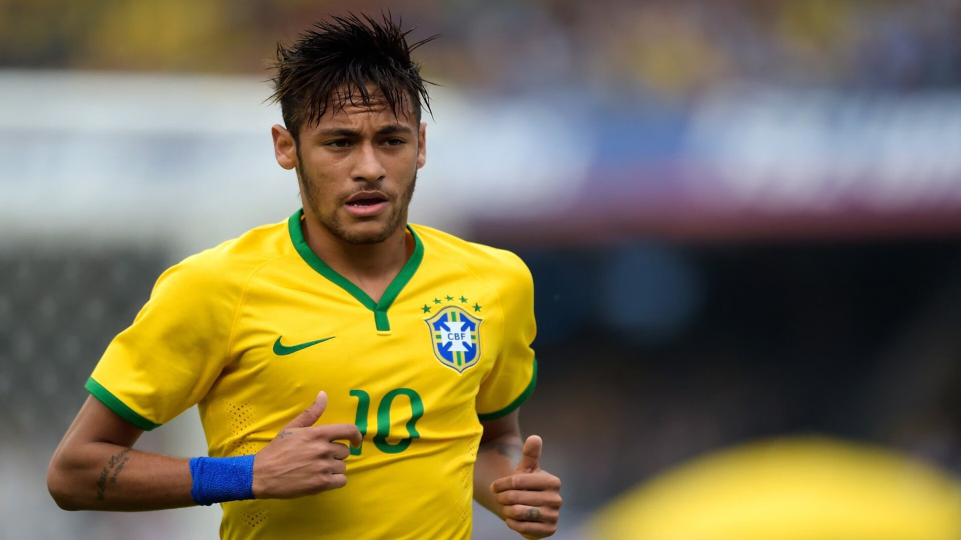 JackeyLove爆冷击败西班牙队，挺进下一轮引爆全场！