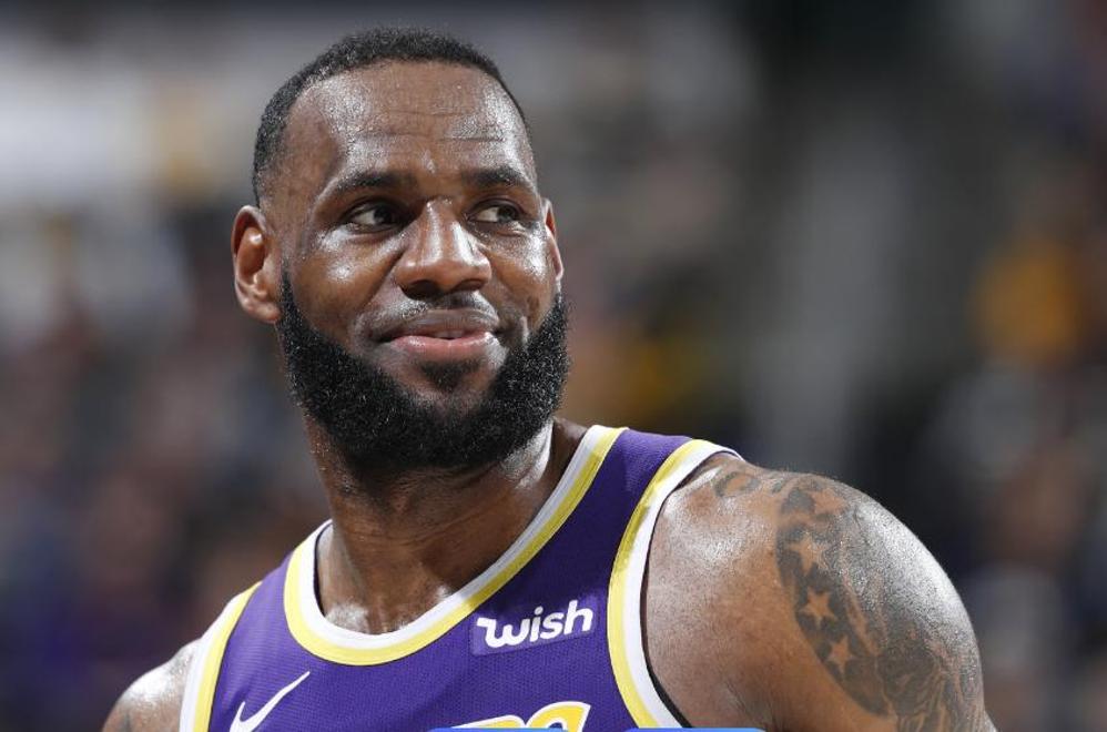 詹姆斯连续十二场比赛得分超过挺进下一轮，TES挑战极限！的简单介绍